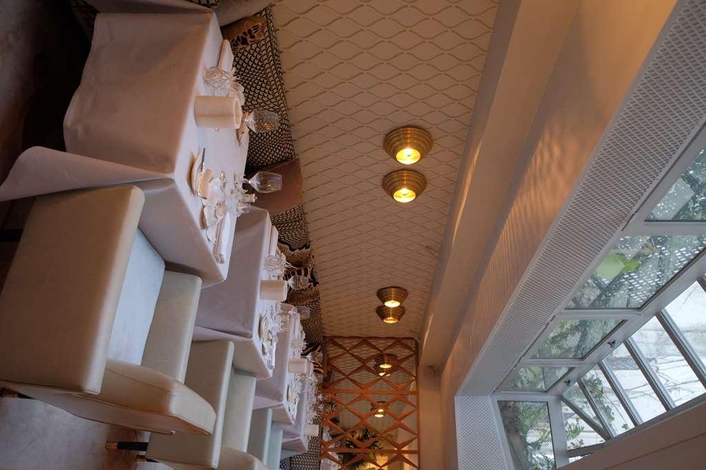 โรงแรมทูมิเยอ ปารีส ร้านอาหาร รูปภาพ